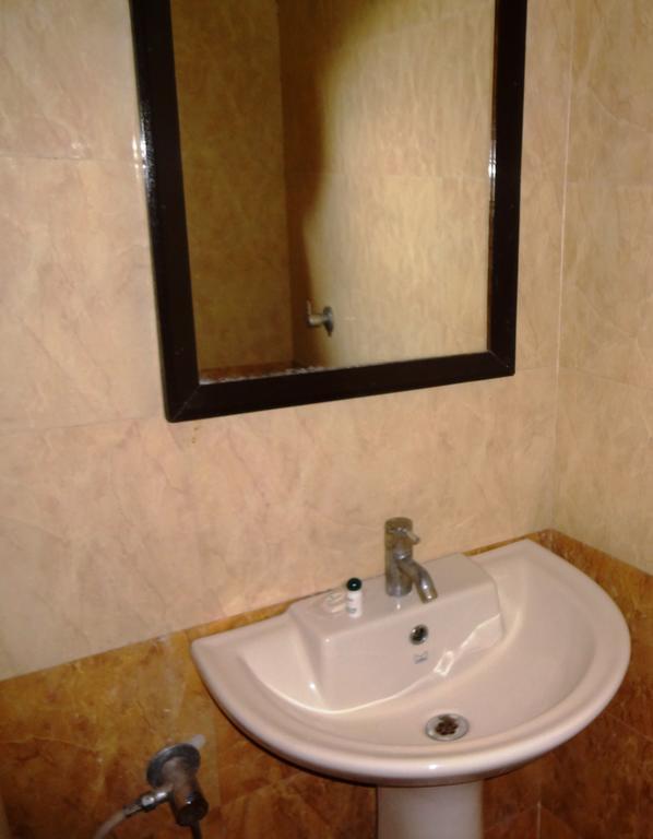 Hotel Darbar View Amritsar Buitenkant foto